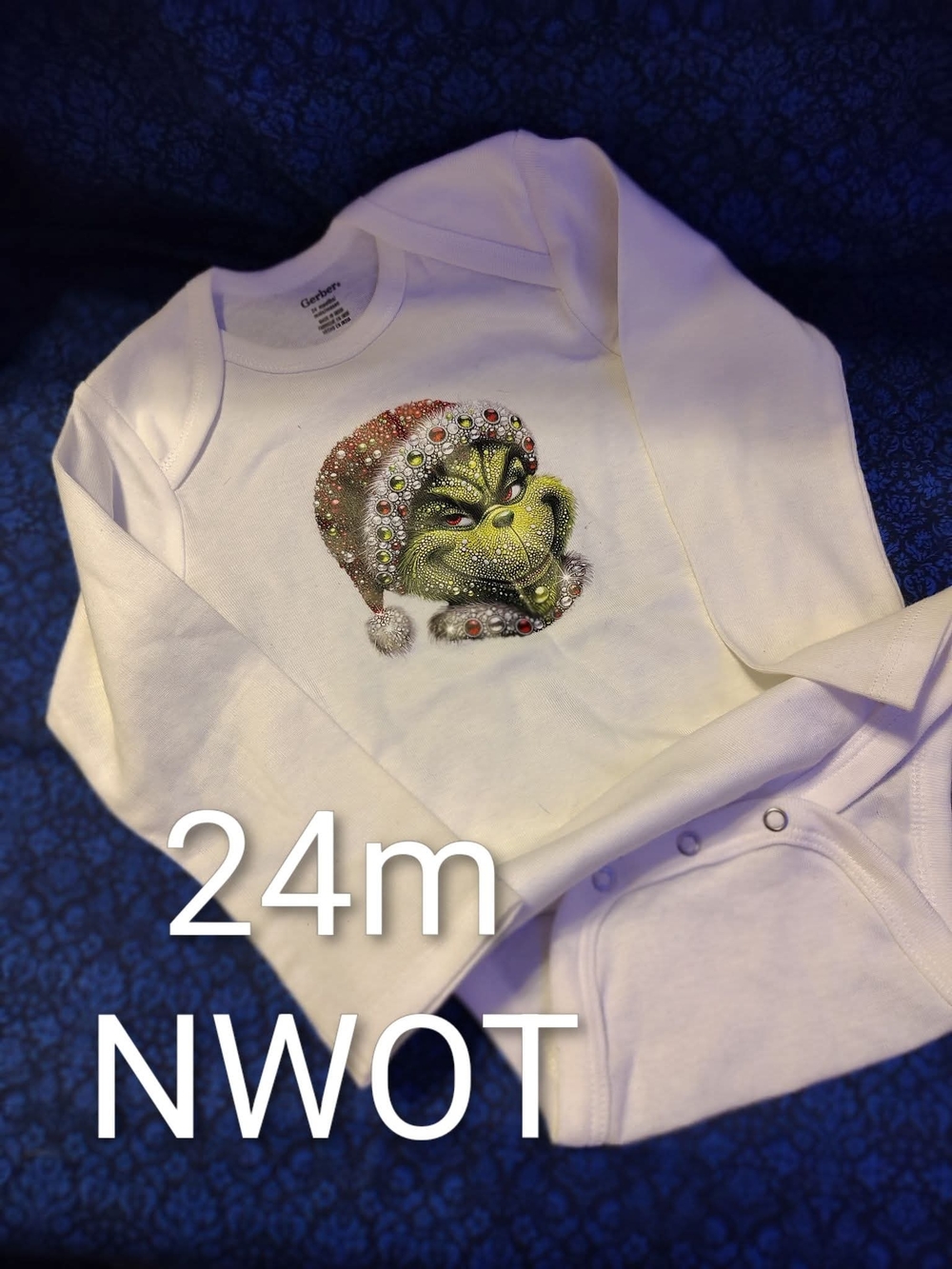 Gerber White Long-Sleeve Bodysuit with Sparkle Grinch Graphic
